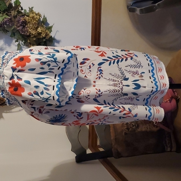 Off shoulder blouse - Picture 4 of 10